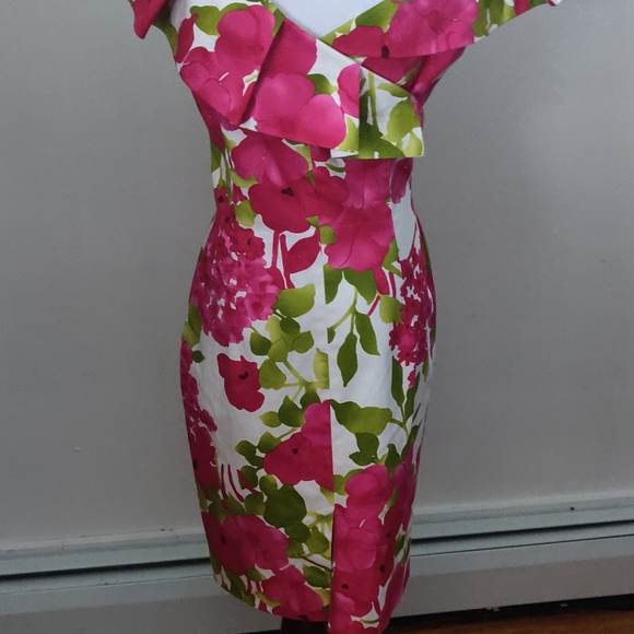 Fuchsia Floral print Dress - Picture 9 of 9